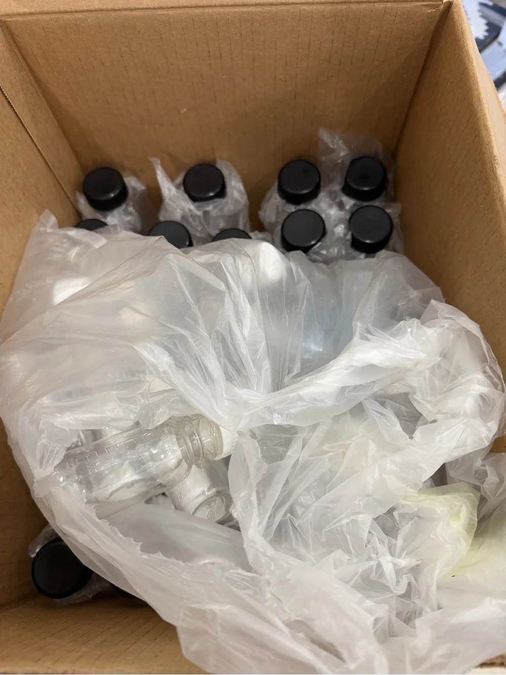12 oz plastic juice bottles with plastic caps